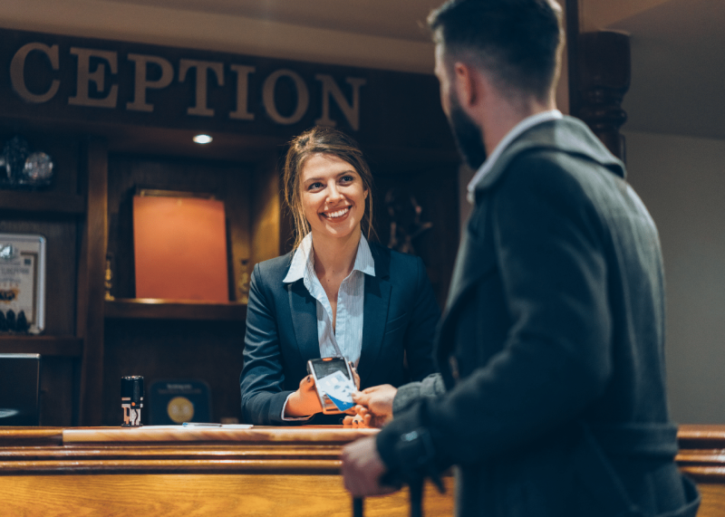 Contrat de prevoyance pour les Hôteliers-restaurateurs à Pau : la sécurité qu'il vous faut.