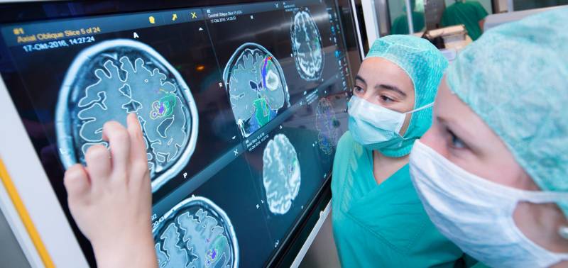 Protégez votre avenir avec le contrat de prévoyance Swisslife et Gabriel Assurance : une couverture complète pour les neurochirurgiens à Pau