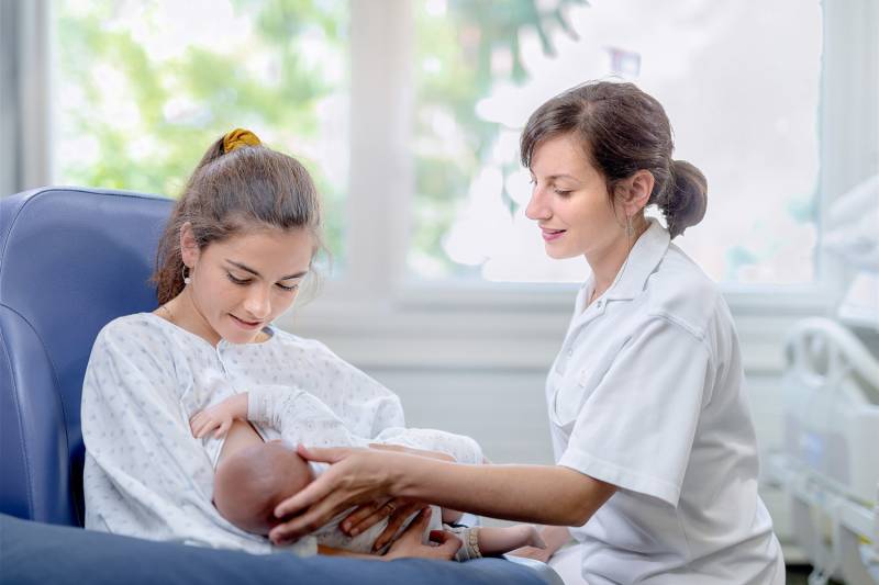 Pérénisez votre avenir professionnel avec le contrat de prévoyance Swisslife et Gabriel Assurance : une couverture personnalisée pour les sages-femmes à Pau