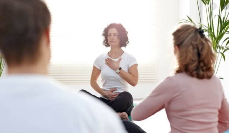 Sophrologues à Pau : Assurez-Vous Contre l'Arrêt de Travail avec le Contrat de prévoyance Gabriel Assurance en partenariat avec Swisslife